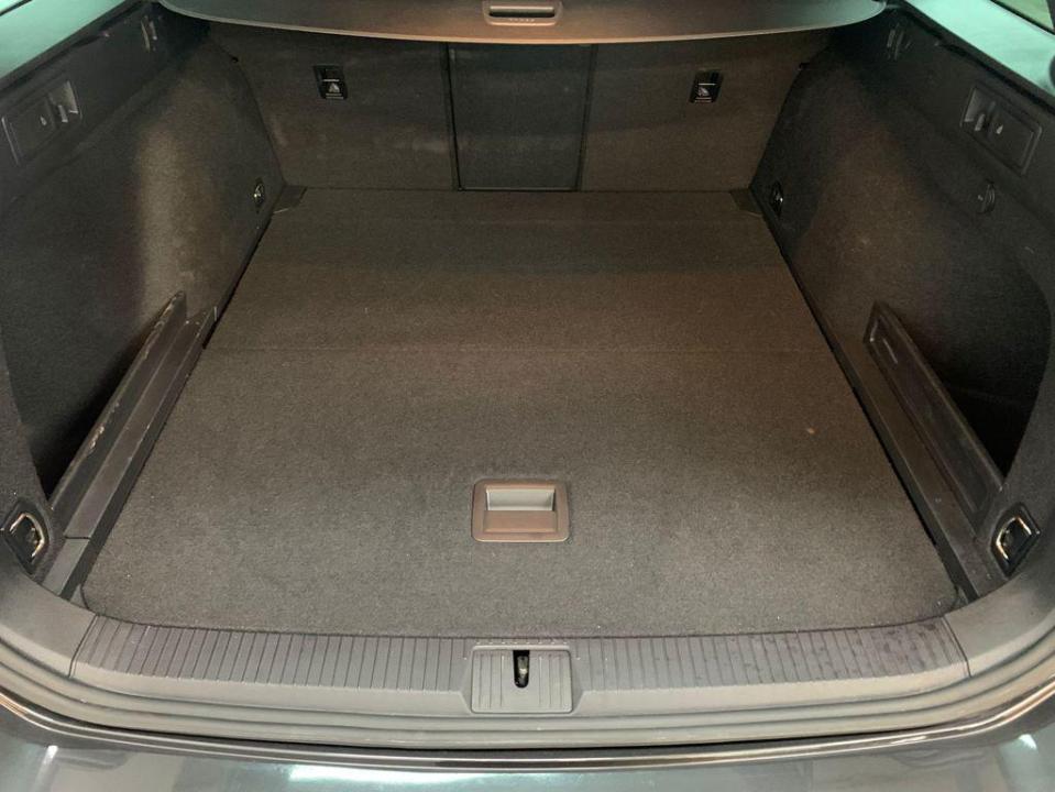 Volkswagen Passat R-Line 2.0 TDI 110 kW (150 CV) DSG