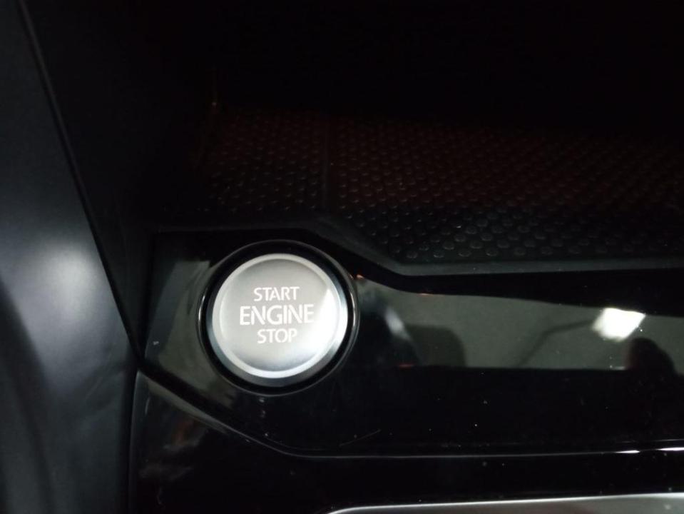 Volkswagen T-Roc Dark 2.0 TDI 110 kW (150 CV) DSG