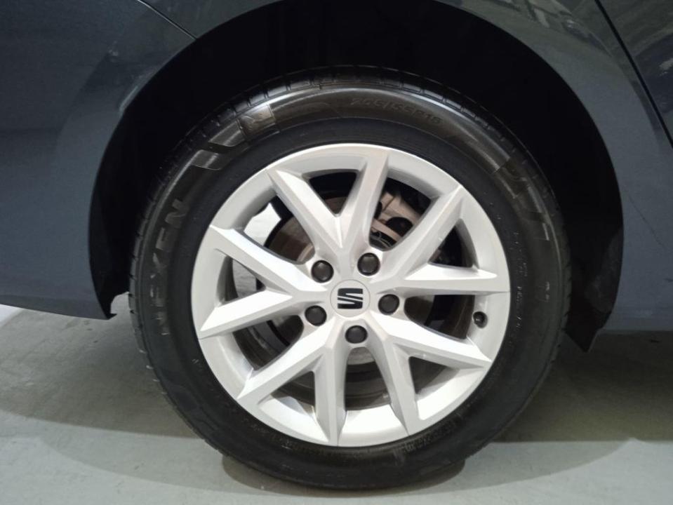 SEAT Leon 1.5 eTSI Style Special Edition DSG 110 kW (150 CV)