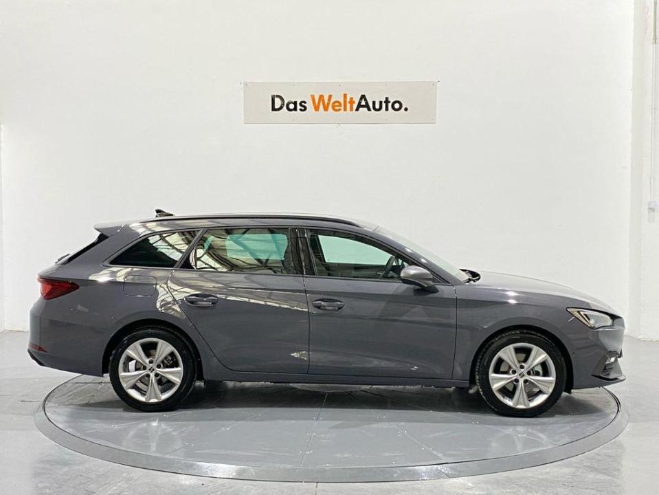 SEAT Leon 1.5 eTSI 110kW DSG S&S FR Spec Edition