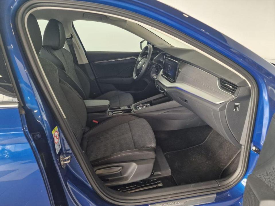 Skoda Octavia 1.5 TSI m-HEV Selection DSG 110 kW (150 CV)