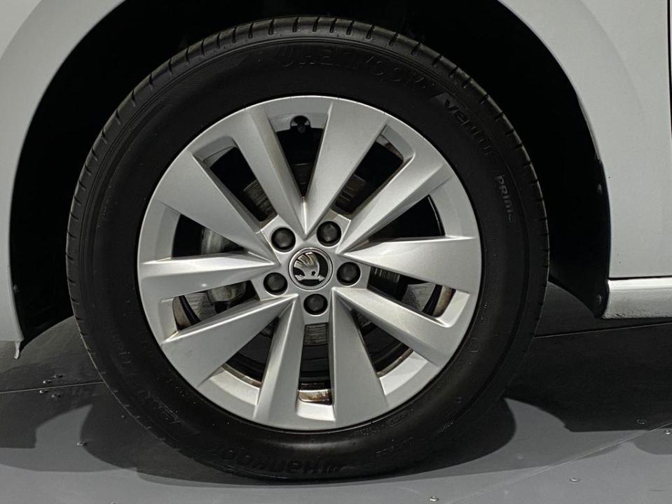 Skoda Scala 1.0 TSI Selection 70 kW (95 CV)