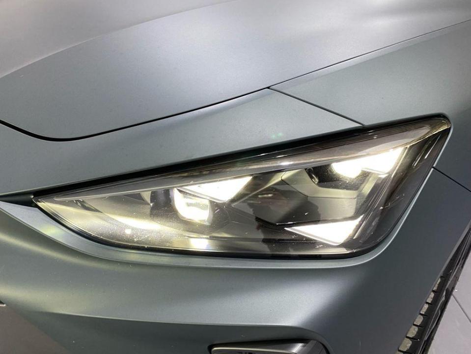 Cupra León 1.5 TSI e-Hybrid VZ DSG 200 kW (272 CV)
