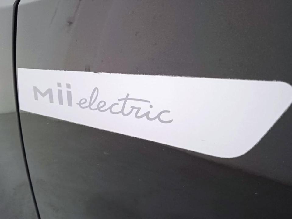 SEAT Mii Electric Plus 61 kW (83 CV)