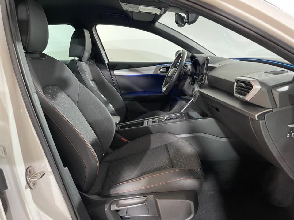 SEAT Leon 1.5 eTSI S&S FR Special Edition DSG 110 kW (150 CV)