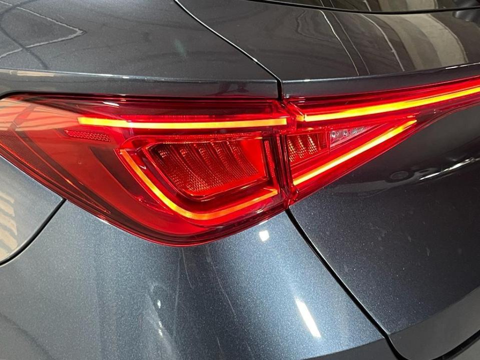 SEAT Leon 1.5 eTSI Style Special Edition Vision DSG 110 kW (150 CV)