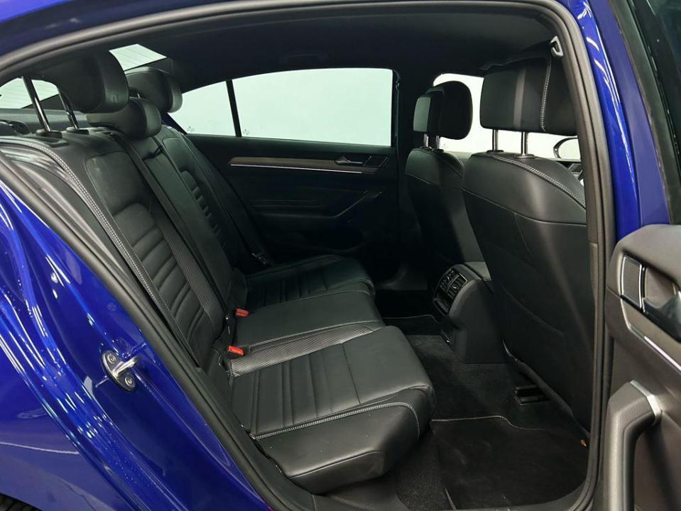 Volkswagen Passat R-Line 2.0 TSI 140 kW (190 CV) DSG