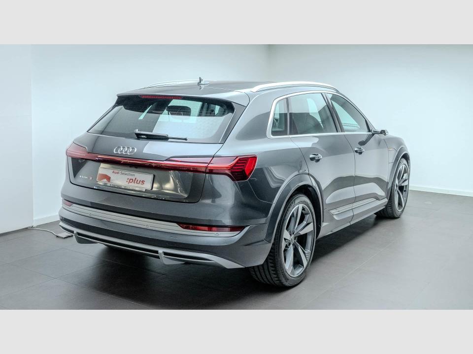 Audi e-tron S quattro 370 kW (503 CV)