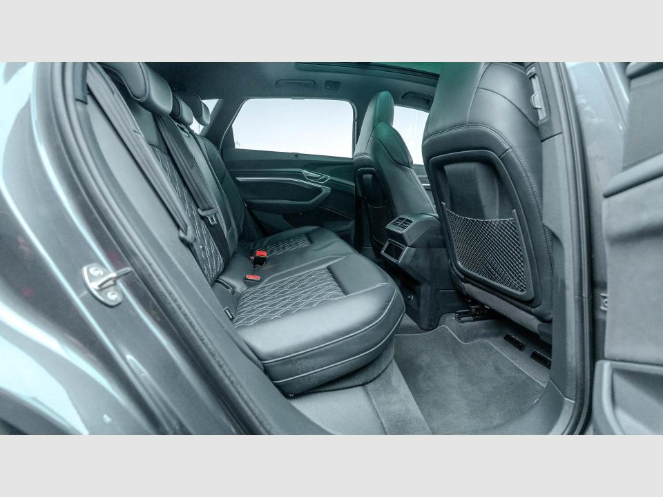 Audi e-tron S quattro 370 kW (503 CV)