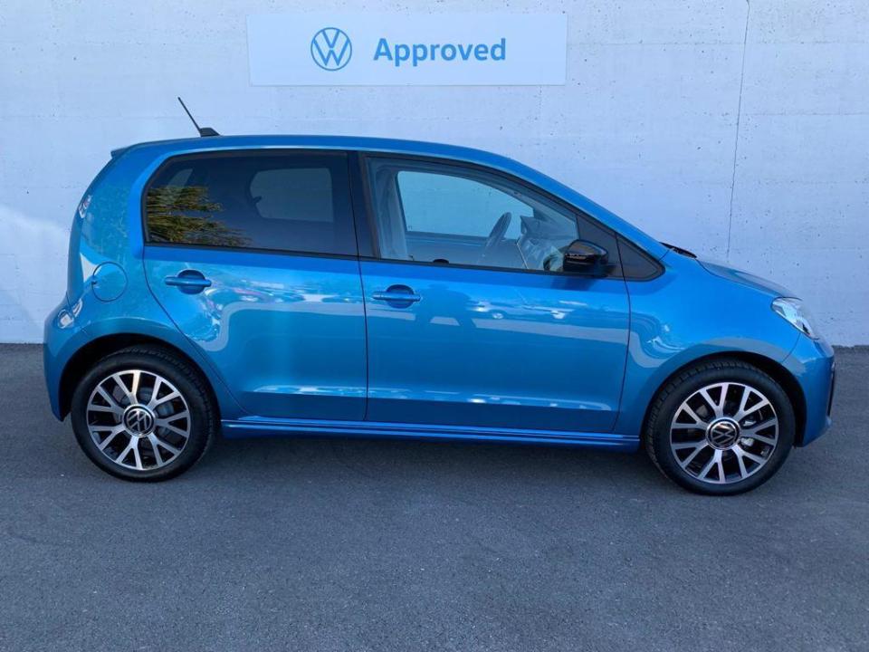 Volkswagen e-up!  61 kW (83 CV)