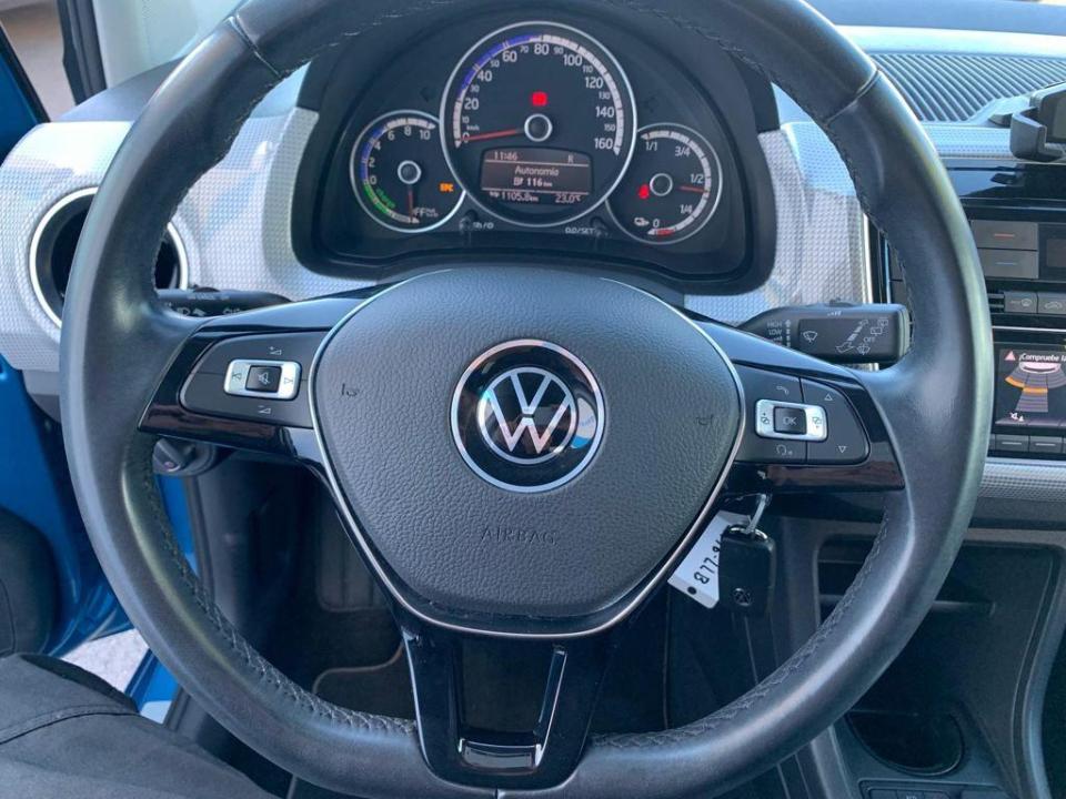 Volkswagen e-up!  61 kW (83 CV)