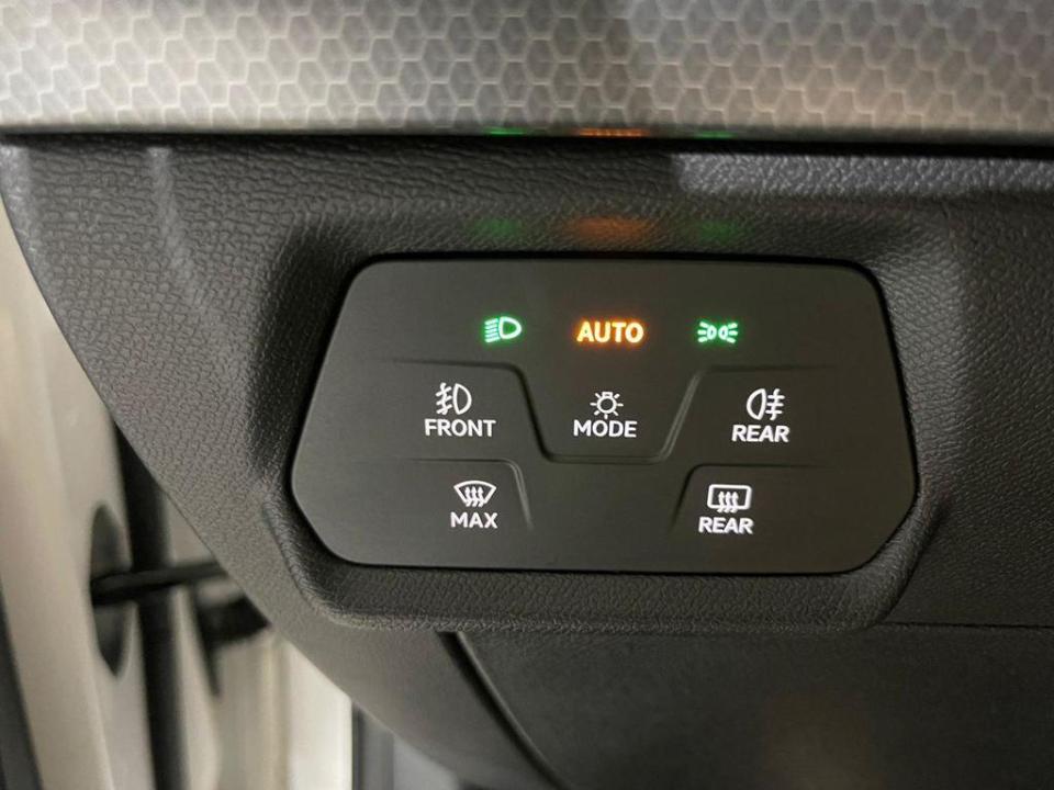SEAT Leon 1.5 eTSI Style Special Edition Vision DSG 110 kW (150 CV)