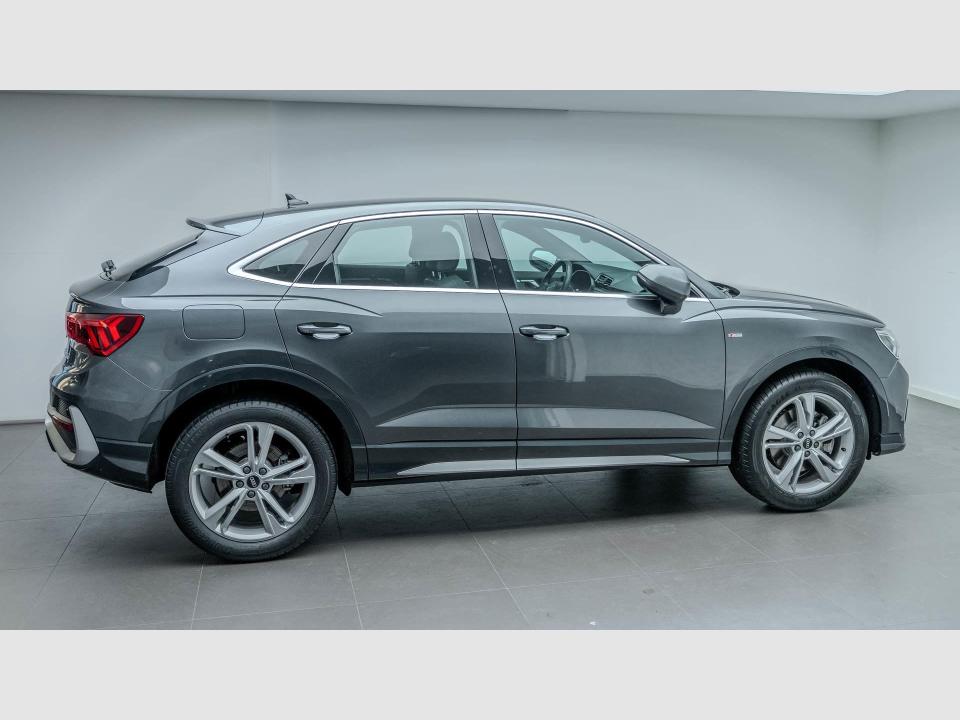 Audi Q3 Sportback TFSIe S line 45 TFSI e 180 kW (245 CV) S tronic