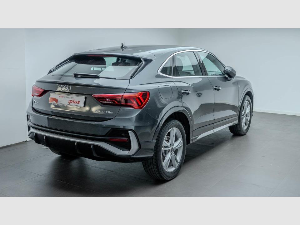 Audi Q3 Sportback TFSIe S line 45 TFSI e 180 kW (245 CV) S tronic