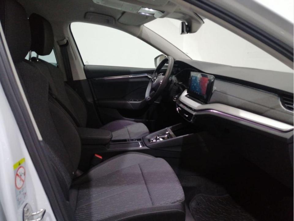 Skoda Octavia 1.5 TSI m-HEV Selection DSG 110 kW (150 CV)