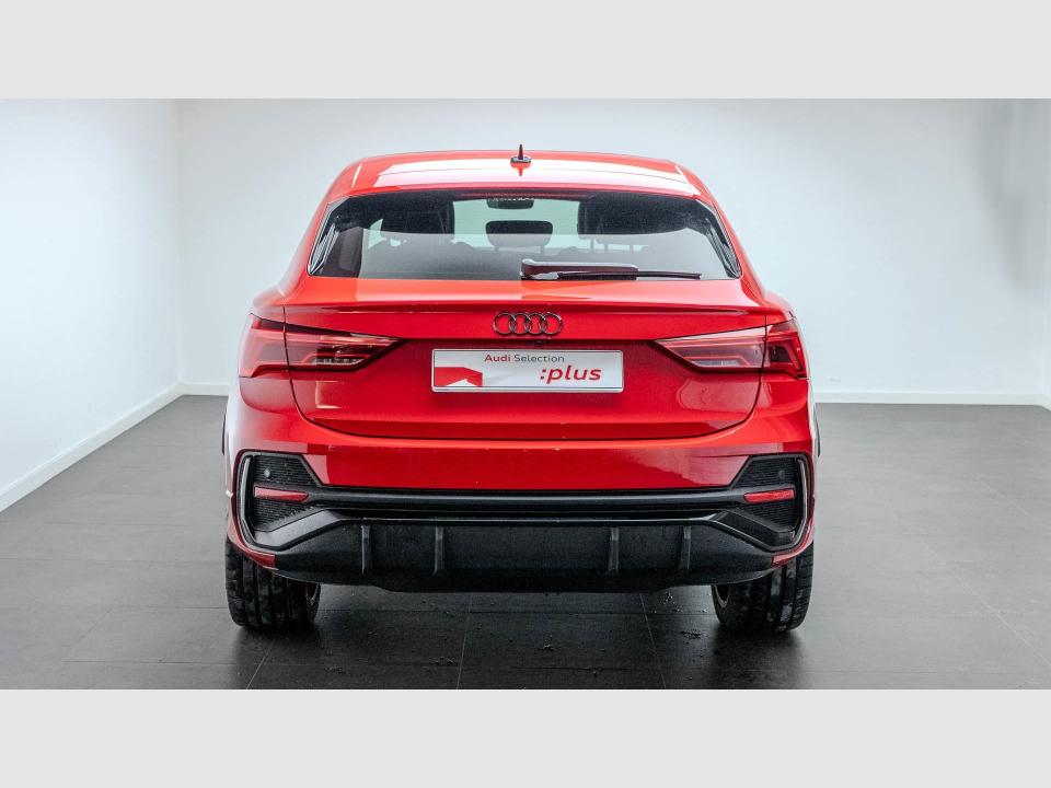 Audi Q3 Sportback TFSIe Black Line 45 TFSI e 180 kW (245 CV) S tronic