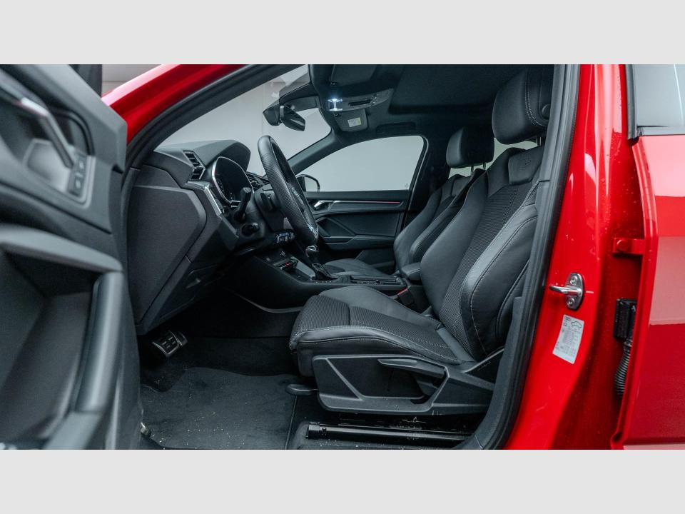 Audi Q3 Sportback TFSIe Black Line 45 TFSI e 180 kW (245 CV) S tronic