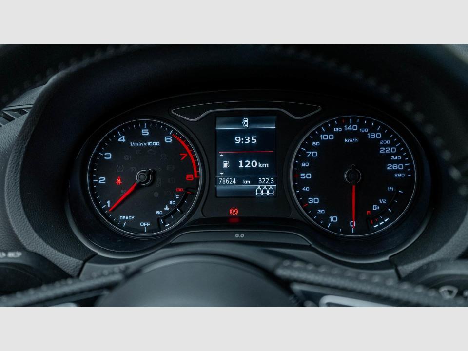 Audi A3 S line 35 TFSI 110 kW (150 CV)