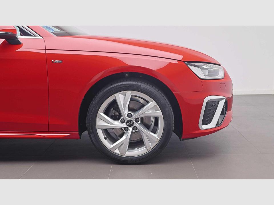 Audi A4 S line 35 TFSI 110 kW (150 CV) S tronic