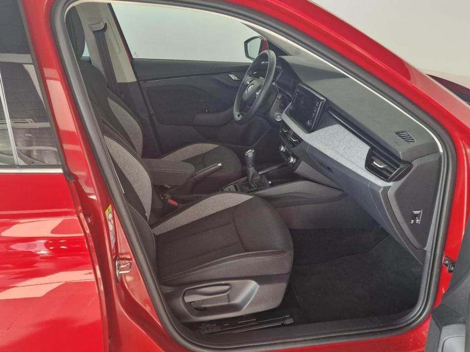 Skoda Kamiq 1.0 TSI Ambition 70 kW (95 CV)