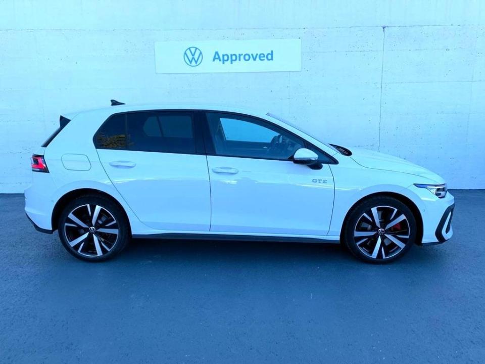 Volkswagen Golf GTE 1.5 PHEV 130kW 200 kW (272 CV) DSG