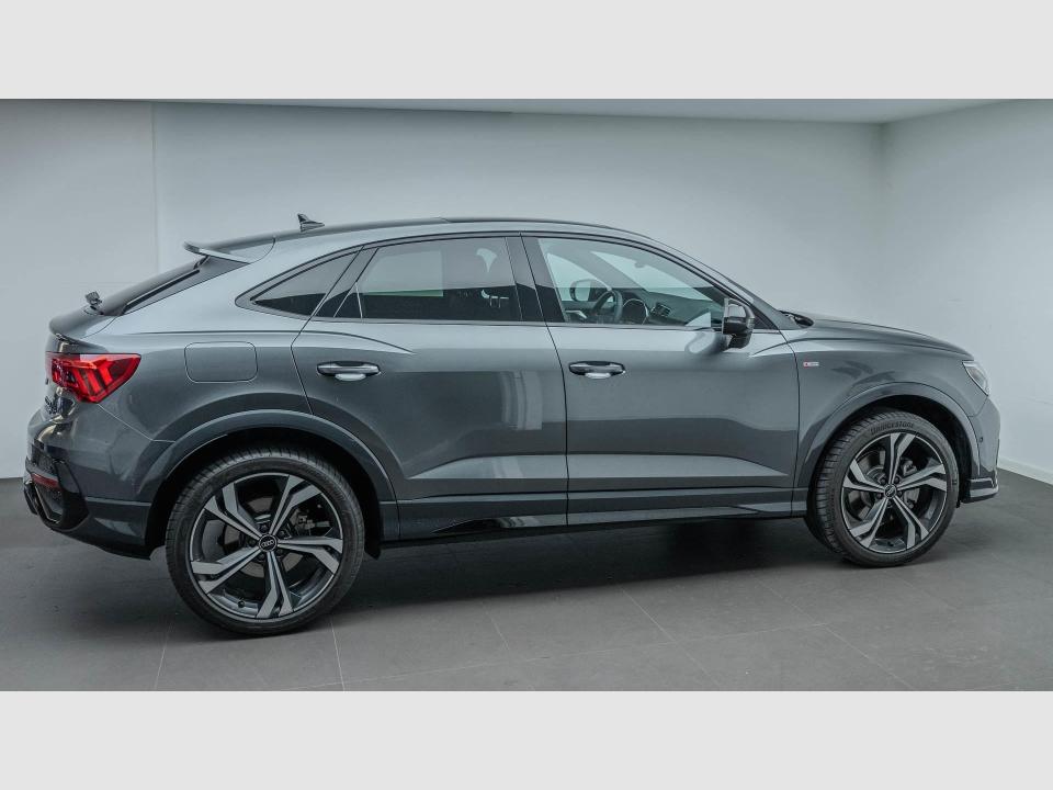 Audi Q3 Sportback Black line 40 TDI quattro 147 kW (200 CV) S tronic