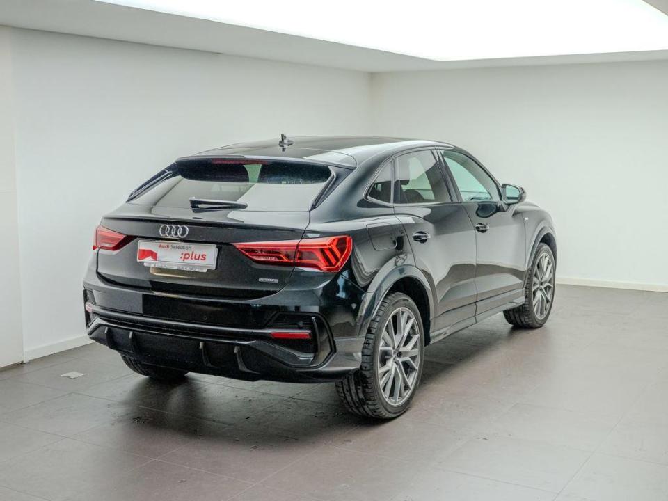 Audi Q3 Sportback Black line 40 TDI quattro 147 kW (200 CV) S tronic