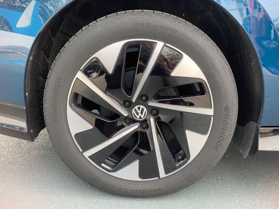 Volkswagen ID.7 Pro 77kWh Auto 210 kW (286 CV)