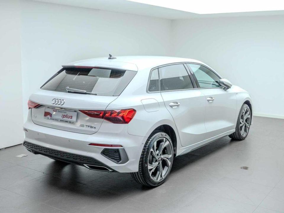 Audi A3 Sportback TFSIe S line 40 TFSI e 150 kW (204 CV) S tronic