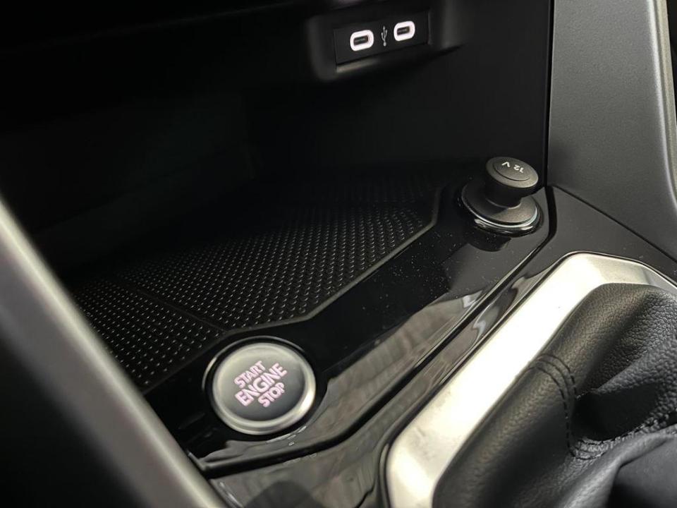 Volkswagen T-Roc Dark Line 1.0 TSI 85 kW (115 CV)