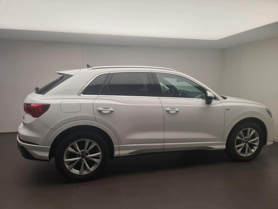Audi Q3 S line 35 TDI 110 kW (150 CV)