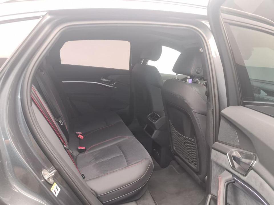Audi Q8 e-tron Sportback S line 55 quattro 300 kW (408 CV)