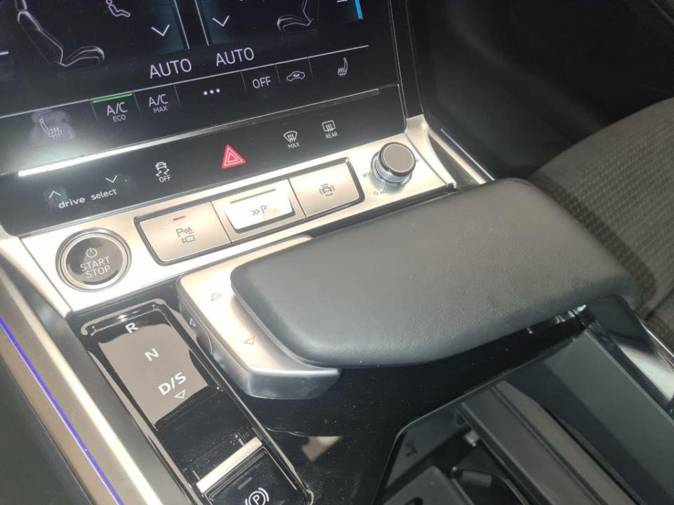 Audi Q8 e-tron Sportback S line 55 quattro 300 kW (408 CV)