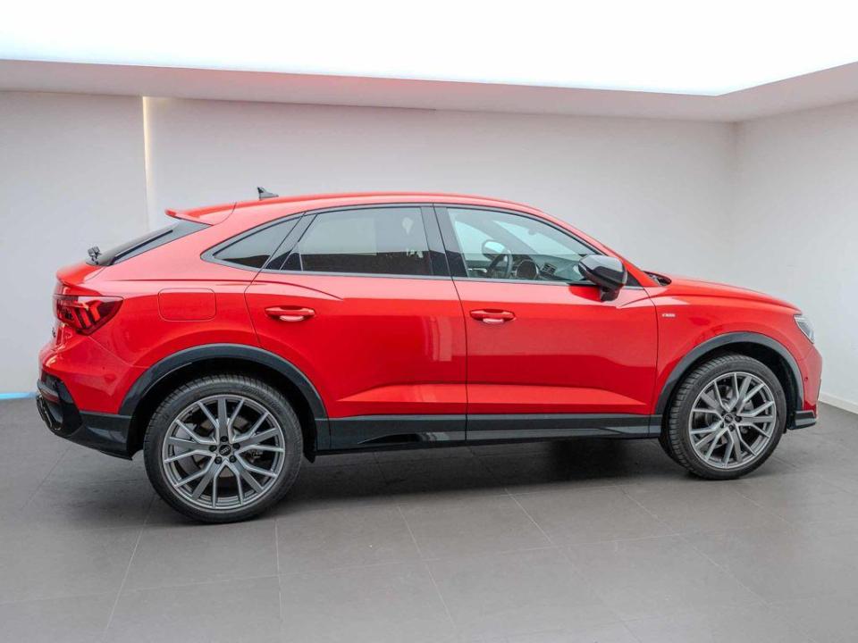 Audi Q3 Sportback TFSIe Black Line 45 TFSI e 180 kW (245 CV) S tronic