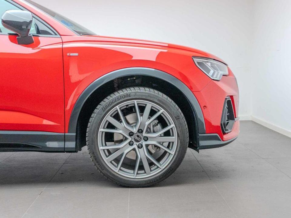 Audi Q3 Sportback TFSIe Black Line 45 TFSI e 180 kW (245 CV) S tronic