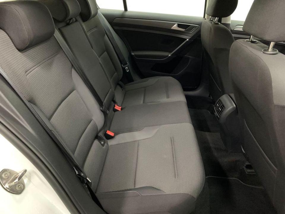 Volkswagen e-Golf  ePower 100 kW (136 CV)