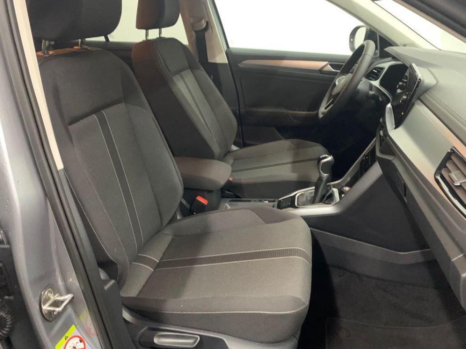 Volkswagen T-Roc "Más" Dark 1.0 TSI 85 kW (115 CV)