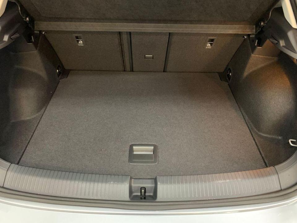 Volkswagen T-Roc "Más" Dark 1.0 TSI 85 kW (115 CV)