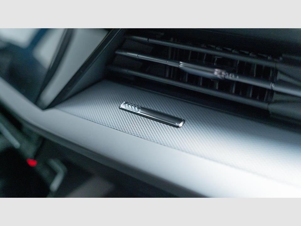 Audi A3 Genuine edition 35 TFSI 110 kW (150 CV) S tronic