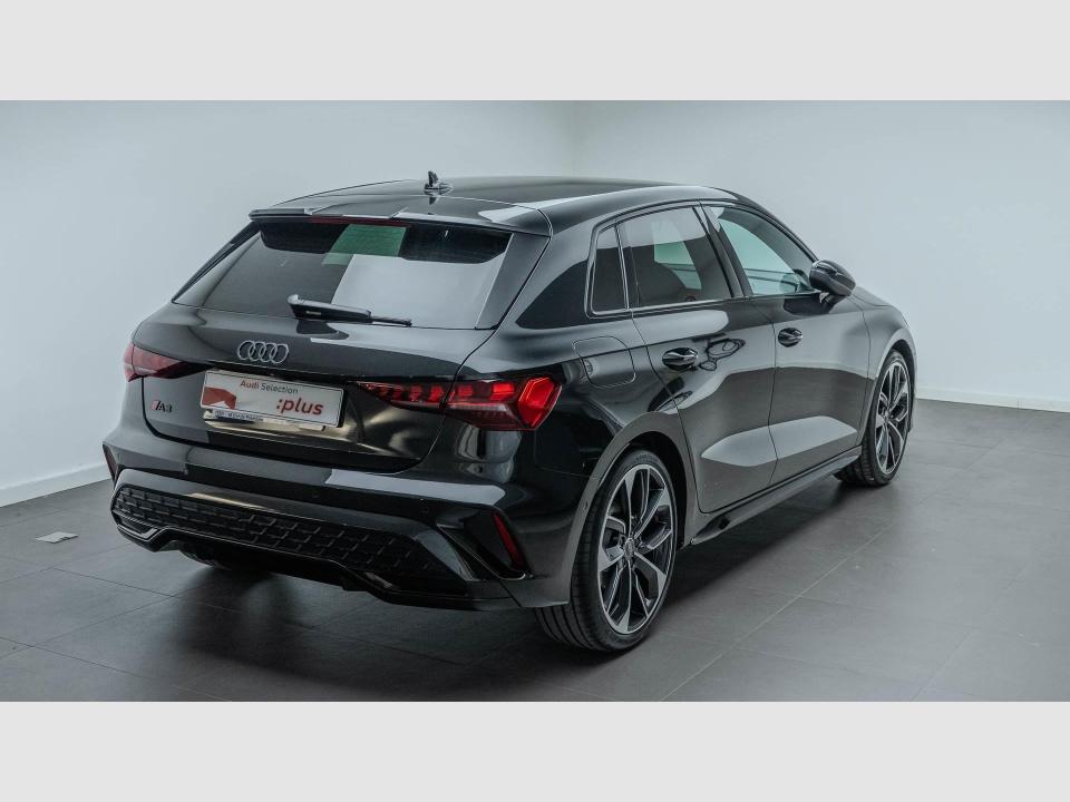 Audi A3 Black line edition 35 TFSI 110 kW (150 CV) S tronic