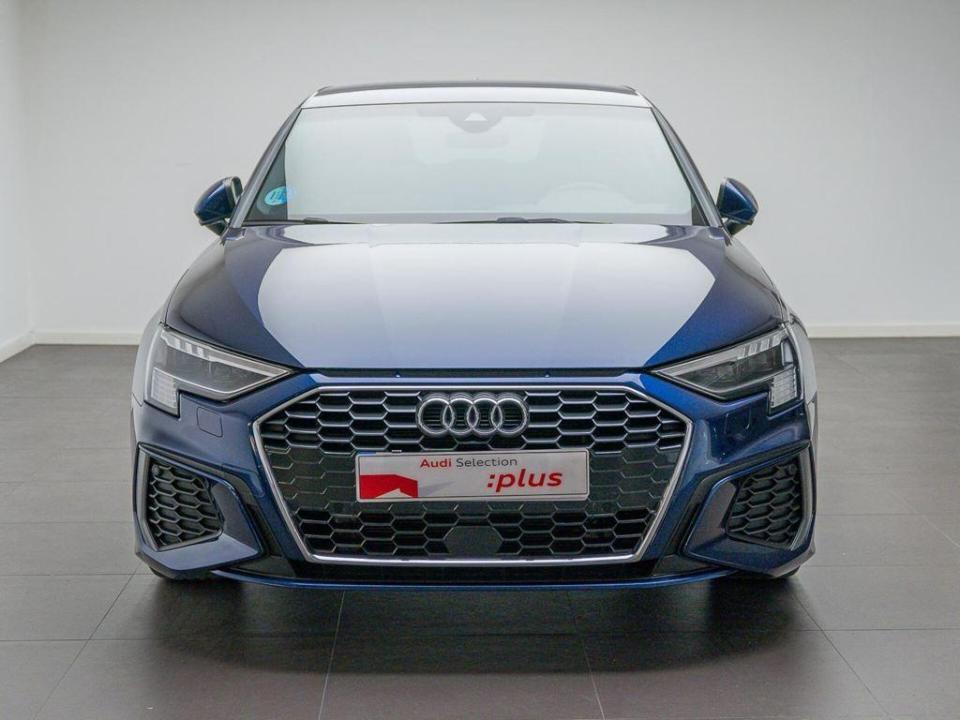 Audi A3 Genuine edition 35 TFSI 110 kW (150 CV) S tronic