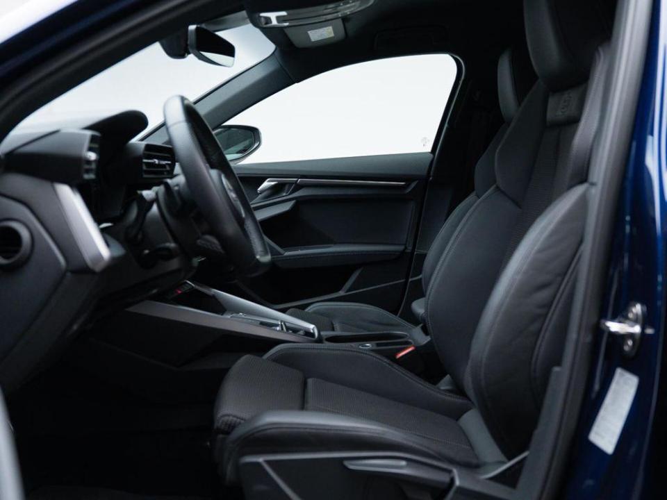 Audi A3 Genuine edition 35 TFSI 110 kW (150 CV) S tronic