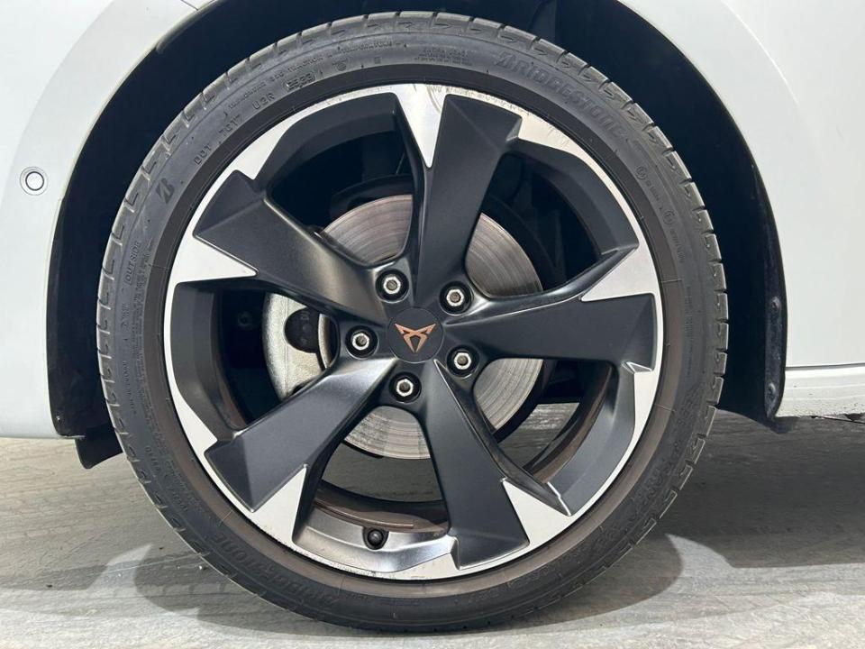 Cupra León 1.5 eTSI DSG 110 kW (150 CV)