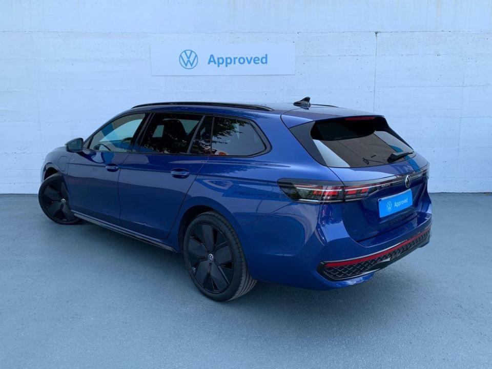 Volkswagen Passat R-Line eHybrid PHEV 200 kW (272 CV) DSG