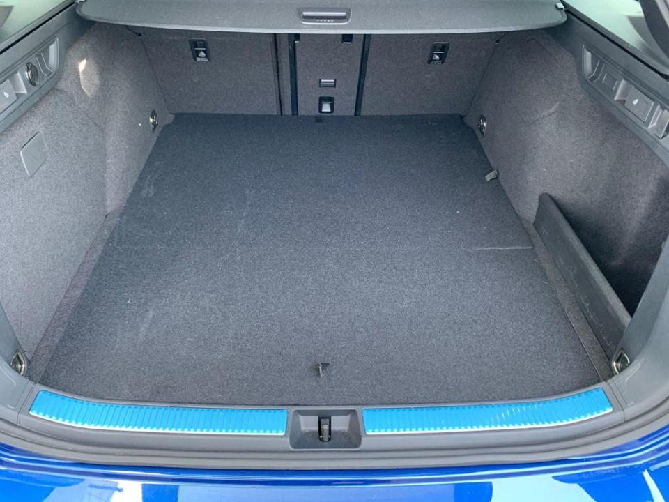 Volkswagen Passat R-Line eHybrid PHEV 200 kW (272 CV) DSG