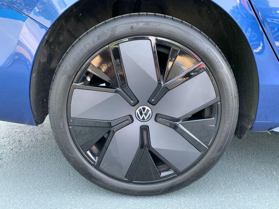 Volkswagen Passat R-Line eHybrid PHEV 200 kW (272 CV) DSG