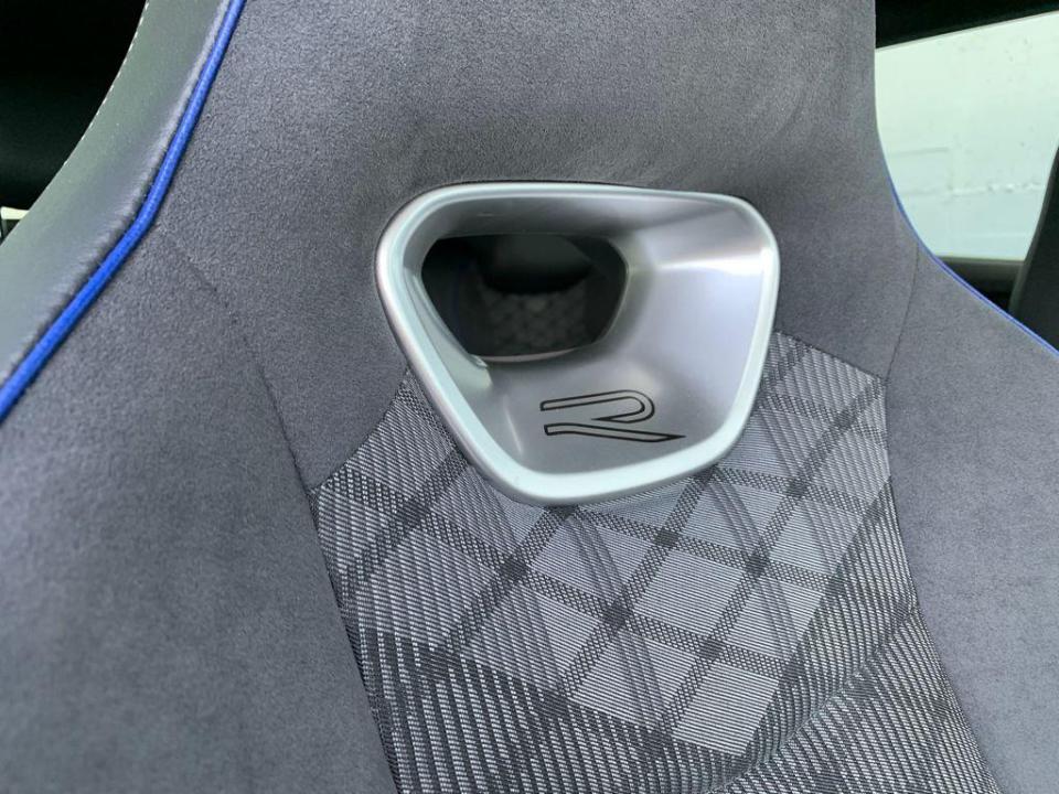 Volkswagen Passat R-Line eHybrid PHEV 200 kW (272 CV) DSG