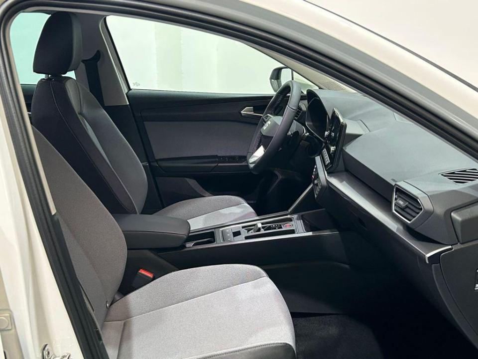 SEAT Leon 1.5 eTSI Style Special Edition DSG 110 kW (150 CV)