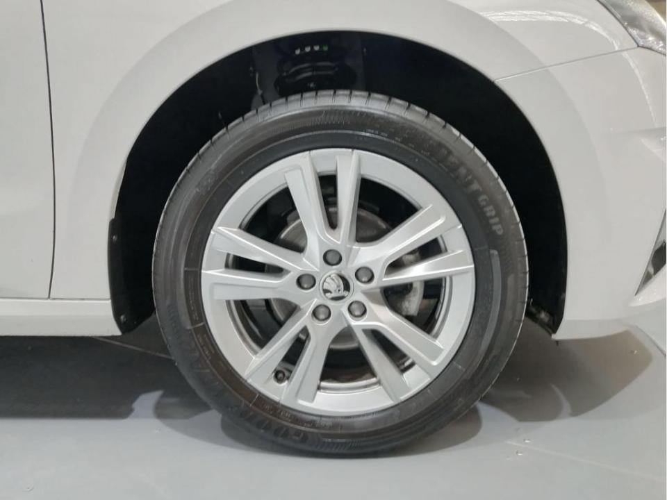Skoda Fabia 1.0 MPI Selection 59 kW (80 CV)