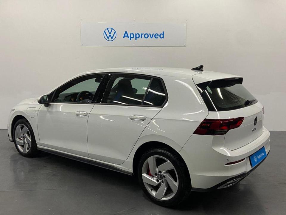 Volkswagen Golf 1.4 TSI eHybrid 150 kW (204 CV) DSG